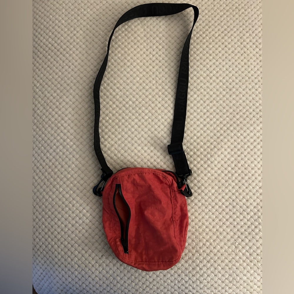 Baggy baked apple crossbody - used